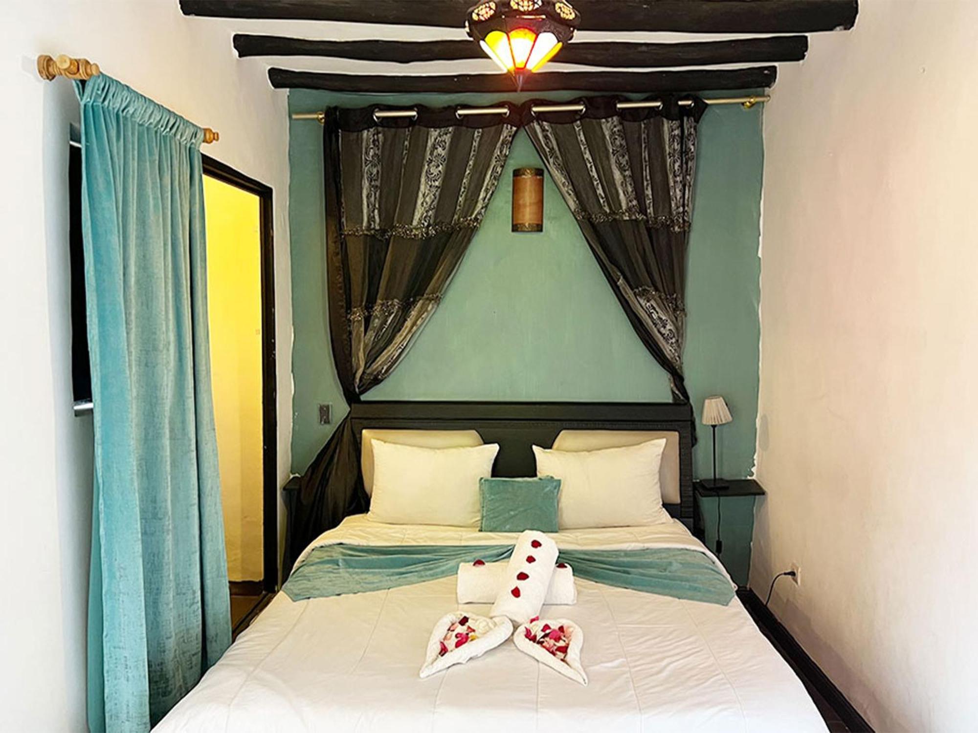 Riad Lazord De Marrakech Entier มาร์ราเกช ภายนอก รูปภาพ