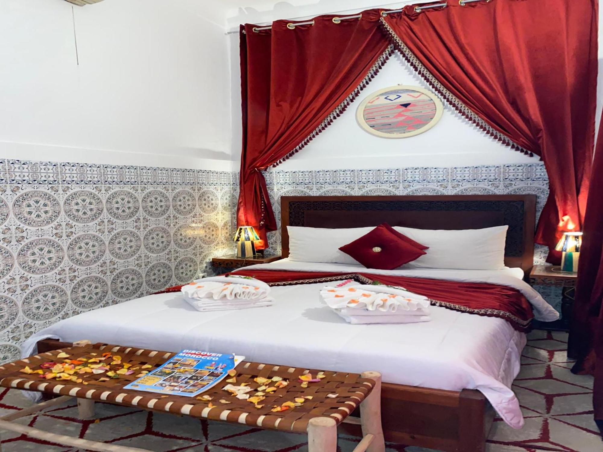 Riad Lazord De Marrakech Entier มาร์ราเกช ภายนอก รูปภาพ
