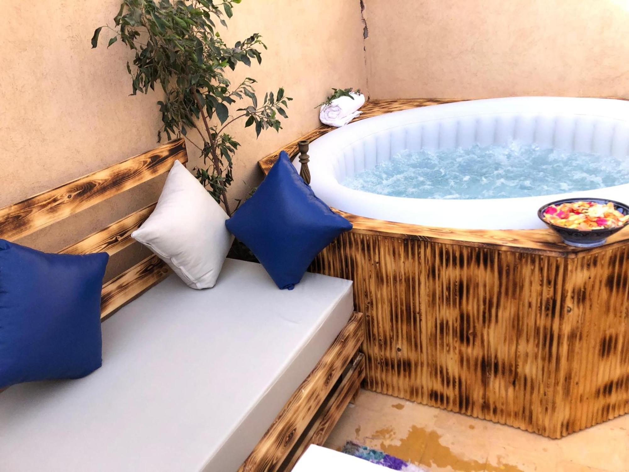 Riad Lazord De Marrakech Entier มาร์ราเกช ภายนอก รูปภาพ